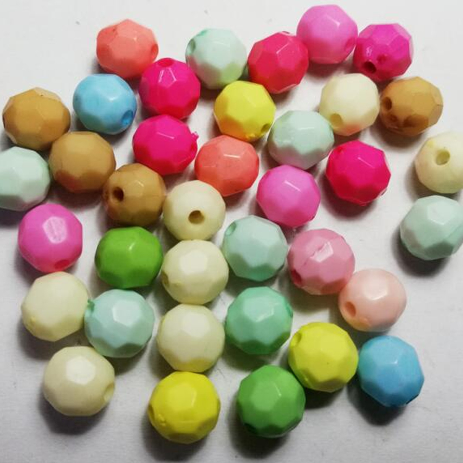 Plastic beads_SZ354